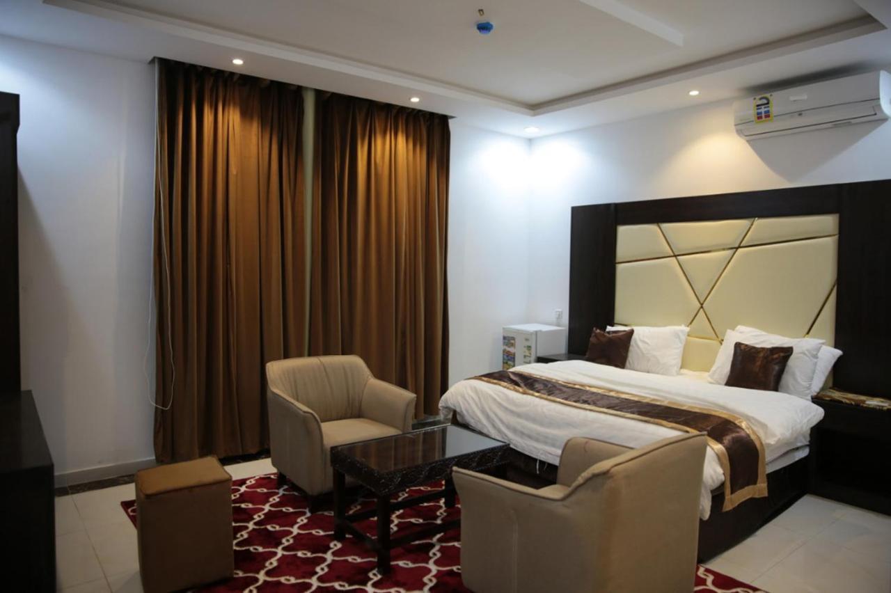 الوردة الجميلة Hotel Abha